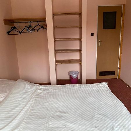 Pokoje Goscinne Pod Jaworem - Obok Pieknego Szlaku Wzdluz Rzeki Bialka, 1Km Do Stokow Kotelnica Exterior foto