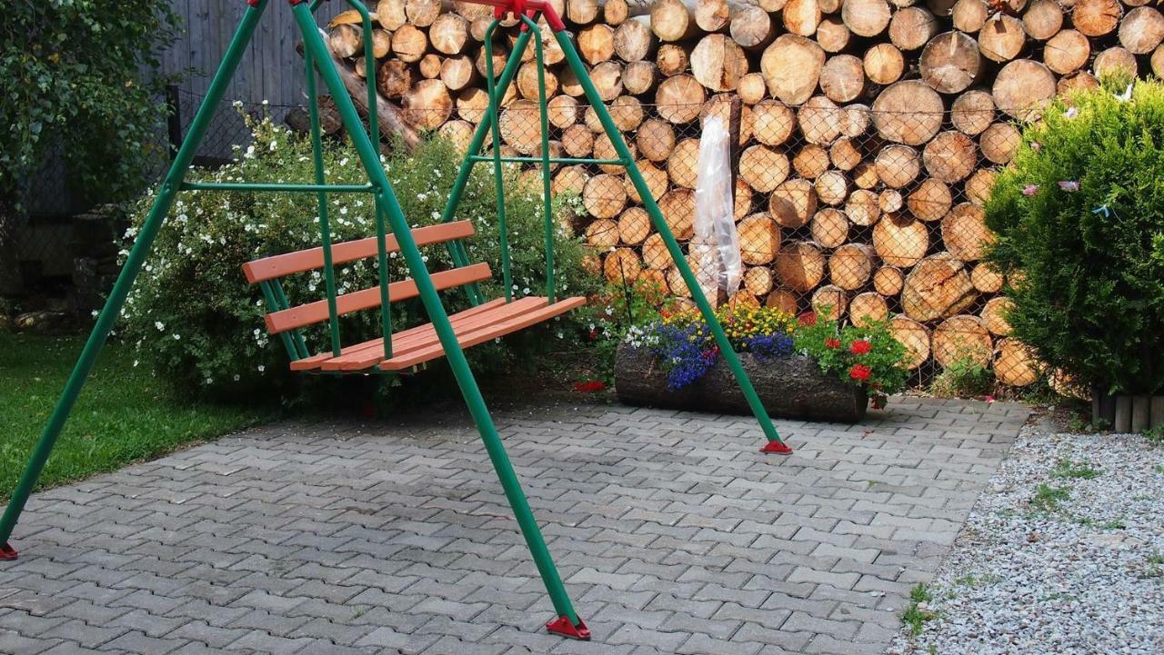 Pokoje Goscinne Pod Jaworem - Obok Pieknego Szlaku Wzdluz Rzeki Bialka, 1Km Do Stokow Kotelnica Exterior foto