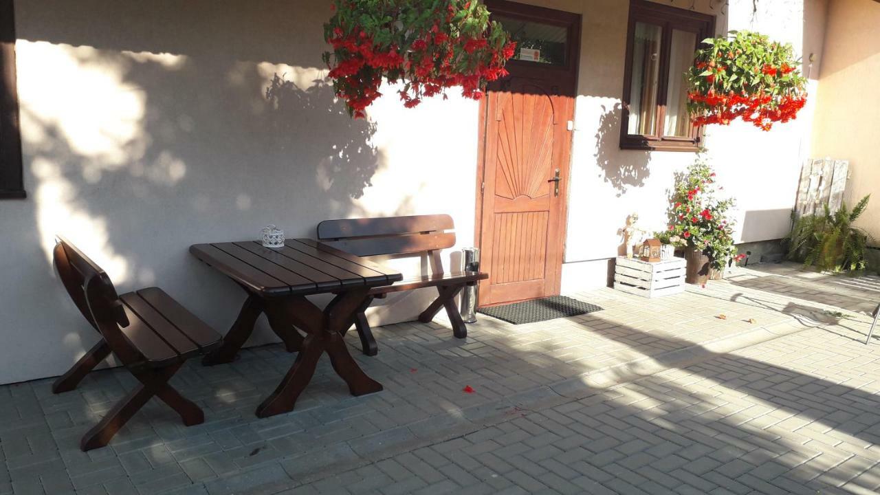 Pokoje Goscinne Pod Jaworem - Obok Pieknego Szlaku Wzdluz Rzeki Bialka, 1Km Do Stokow Kotelnica Exterior foto